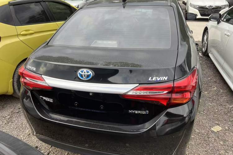 Used Toyota Levin 2017 Revised Dual-Engine 1.8H GS E-CVT Elite Sunroof Version China V Standard Rear