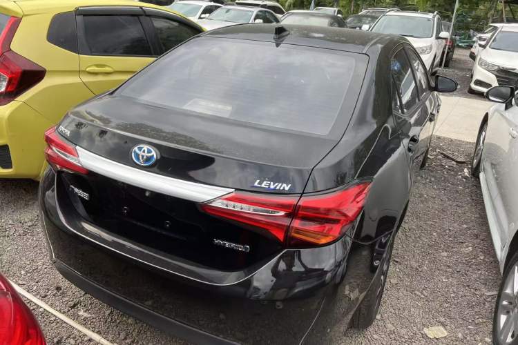 Used Toyota Levin 2017 Revised Dual-Engine 1.8H GS E-CVT Elite Sunroof Version China V Standard Rear Right 45 Deg