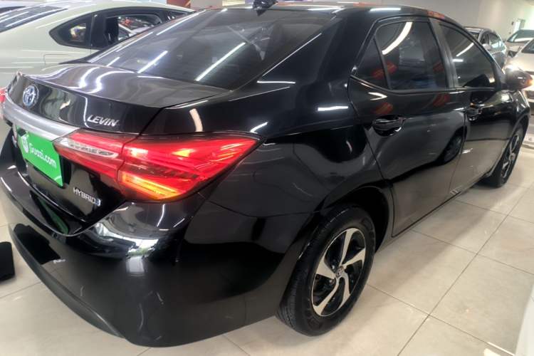 Used Toyota Levin 2017 Revised Dual-Engine 1.8H GS E-CVT Elite Sunroof Version China V Standard Rear Right 45 Deg