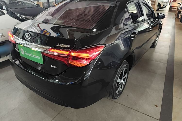 Used Toyota Levin 2017 Revised 185T CVT Elite Edition China V Standard Rear Right 45 Deg