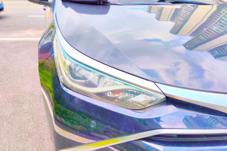 Used Toyota Levin 2017 Revised Dual-Engine 1.8H GS-L E-CVT Leading Edition China V Standard Right Front Headlight