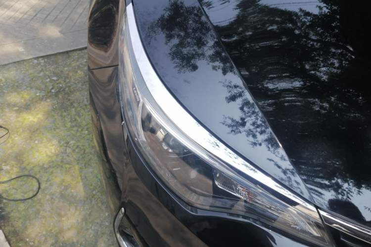 Used Toyota Levin 2017 Revised Version 185T CVT Elite Edition China VI Standard Right Front Headlight