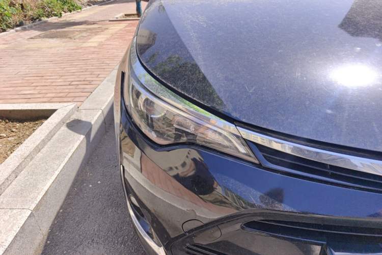 Used Toyota Levin 2017 Revised Version 185T CVT Elite Edition China VI Standard Right Front Headlight