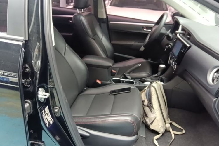 Used Toyota Levin 2017 Revised 185T CVT Elite Edition China V Standard Right Front Seat