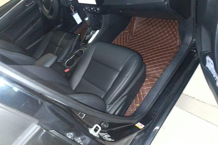Used Toyota Levin 2017 1.2T G CVT Elite Edition Right Front Seat