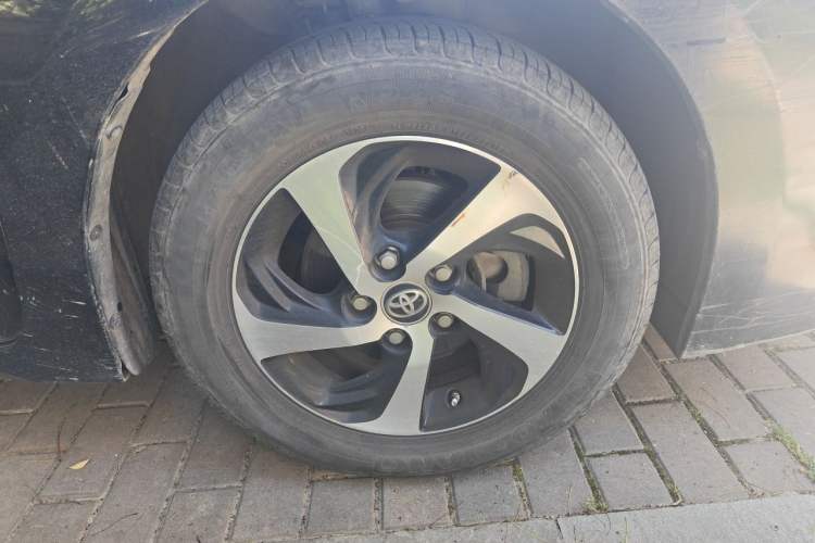 Used Toyota Levin 2017 Revised 185T CVT Elite Edition China V Standard Right Front Wheel Hub