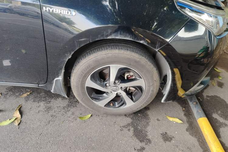 Used Toyota Levin 2017 Revised Dual-Engine 1.8H GS E-CVT Elite Sunroof Version China V Standard Right Front Wheel Hub