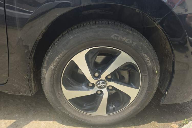 Used Toyota Levin 2017 Revised 185T CVT Elite Edition China V Standard Right Front Wheel Hub