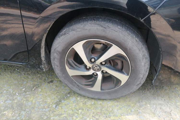 Used Toyota Levin 2017 Revised Version 185T CVT Elite Edition China VI Standard Right Front Wheel Hub
