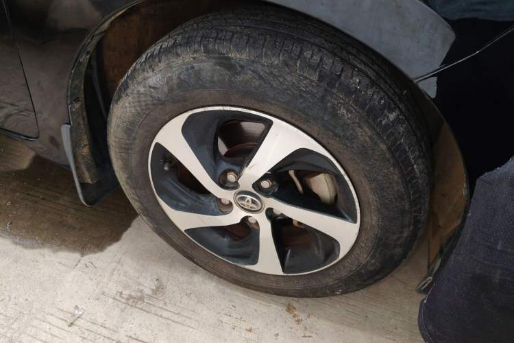 Used Toyota Levin 2017 1.2T V CVT Luxury Edition Right Front Wheel Hub