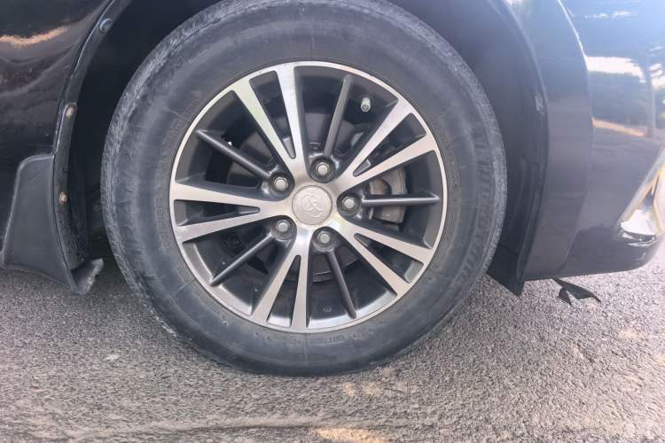 Used Toyota Levin 2017 1.2T E CVT New Sharp Edition Right Front Wheel Hub