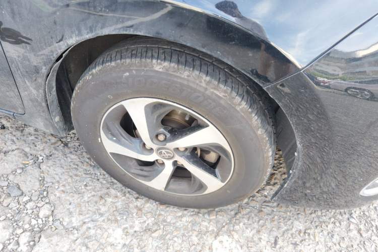 Used Toyota Levin 2017 Revised 185T CVT Elite Edition China V Standard Right Front Wheel Hub
