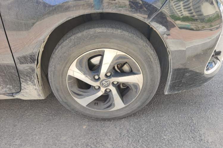 Used Toyota Levin 2017 Revised Version 185T CVT Elite Edition China VI Standard Right Front Wheel Hub