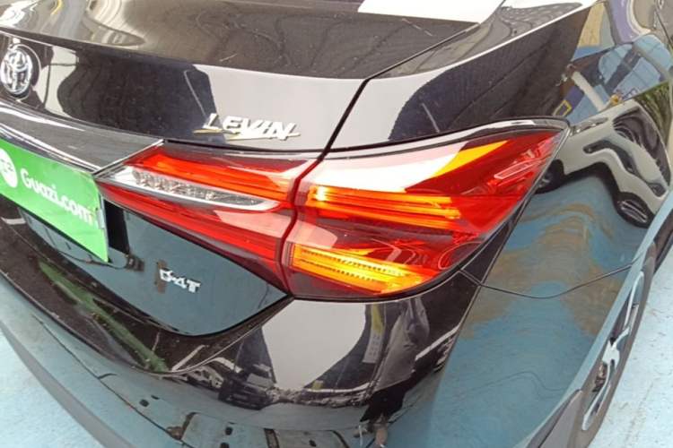 Used Toyota Levin 2017 Revised 185T CVT Elite Edition China V Standard Right Rear Taillight