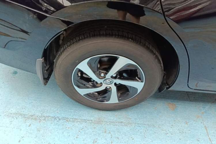 Used Toyota Levin 2017 Revised 185T CVT Elite Edition China V Standard Right Rear Wheel Hub