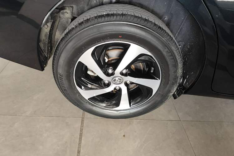 Used Toyota Levin 2017 Revised 185T CVT Elite Edition China V Standard Right Rear Wheel Hub