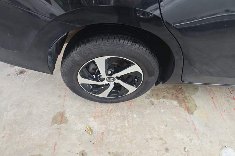 Used Toyota Levin 2017 Revised 185T CVT Elite Edition China V Standard Right Rear Wheel Hub
