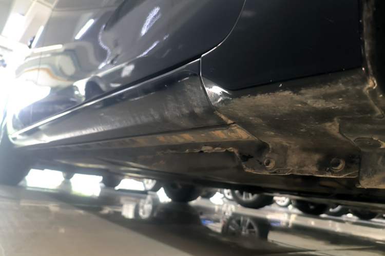 Used Toyota Levin 2017 Revised Dual-Engine 1.8H GS E-CVT Elite Sunroof Version China V Standard Right Side Sill