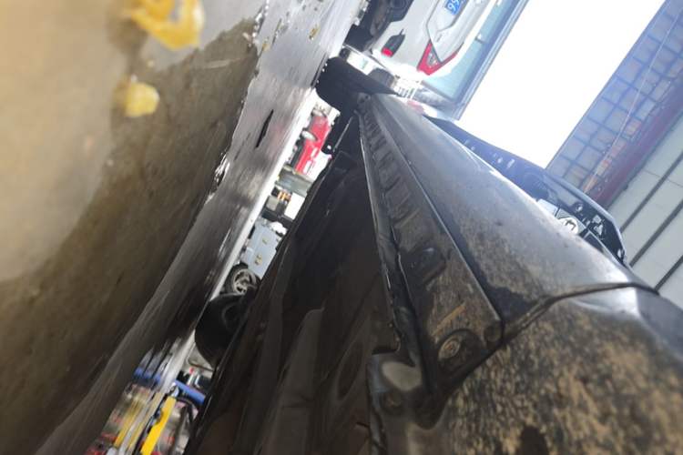 Used Toyota Levin 2017 Revised 185T CVT Elite Edition China V Standard Right Side Sill