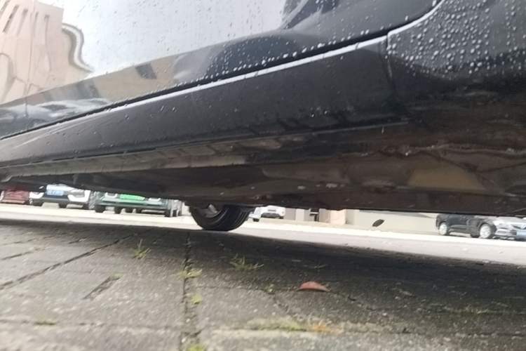 Used Toyota Levin 2017 Revised 185T CVT Elite Edition China V Standard Right Side Sill
