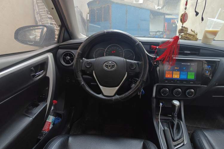 Used Toyota Levin 2017 Revised 185T CVT Elite Edition China V Standard Steering Wheel