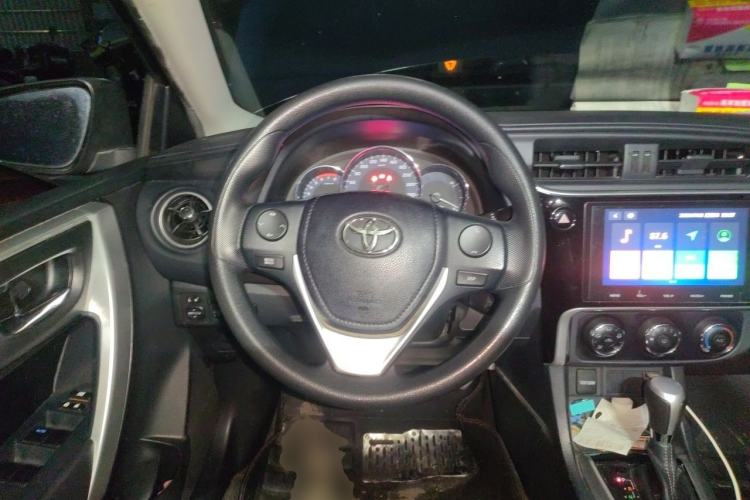Used Toyota Levin 2017 Revised 185T CVT Elite Edition China V Standard Steering Wheel