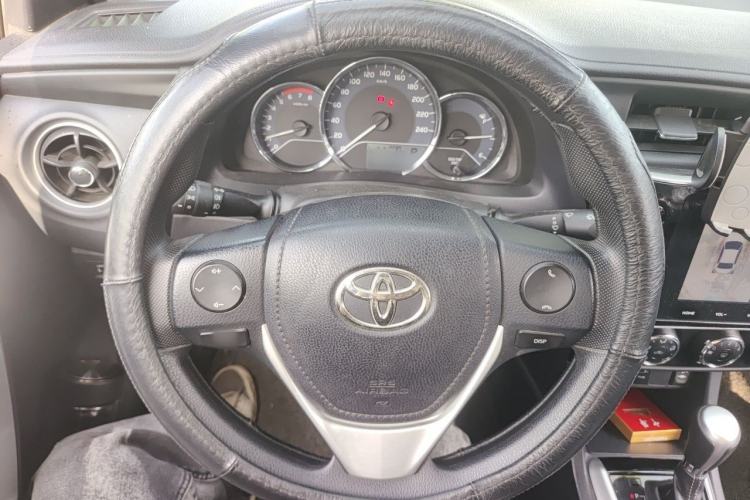 Used Toyota Levin 2017 Revised 185T CVT Elite Edition China V Standard Steering Wheel