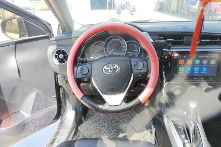 Used Toyota Levin 2017 Revised 185T CVT Elite Edition China V Standard Steering Wheel