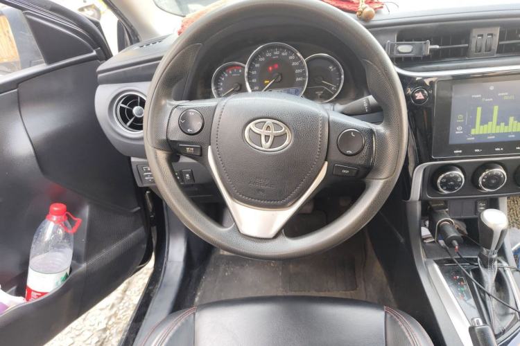 Used Toyota Levin 2017 Revised 185T CVT Elite Edition China V Standard Steering Wheel