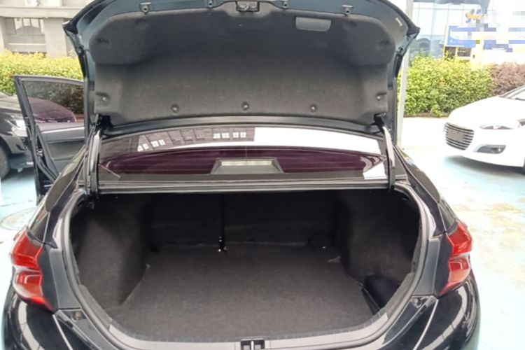 Used Toyota Levin 2017 Revised 185T CVT Elite Edition China V Standard Trunk
