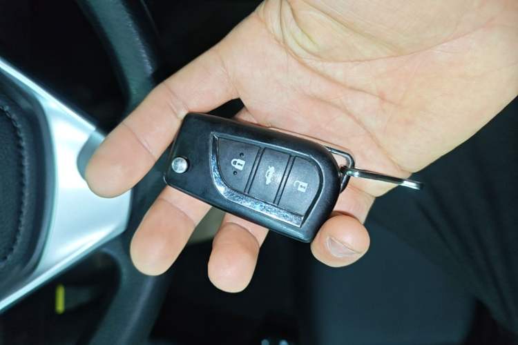 Used Toyota Levin 2017 Revised 185T CVT Elite Edition China V Standard Vehicle Key