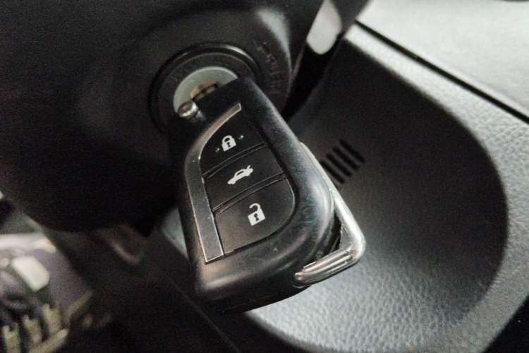 Used Toyota Levin 2017 Revised 185T CVT Elite Edition China V Standard Vehicle Key