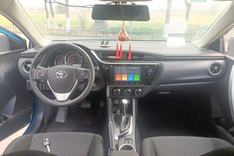 Used Toyota Levin 2017 Revised 185T CVT Elite Edition China V Standard Center Console