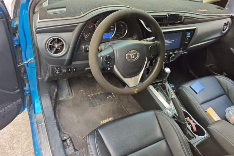 Used Toyota Levin 2017 Revised 185T CVT Elite Edition China V Standard Center Console