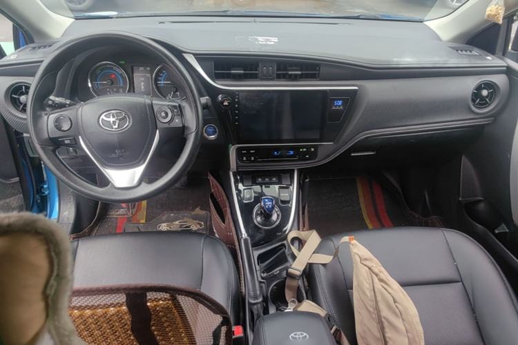 Used Toyota Levin 2017 Revised Dual-Engine 1.8H GS E-CVT Elite Sunroof Version China V Standard Center Console