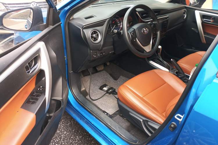 Used Toyota Levin 2017 Revised Version 185T CVT Elite Edition China VI Standard Driver Seat
