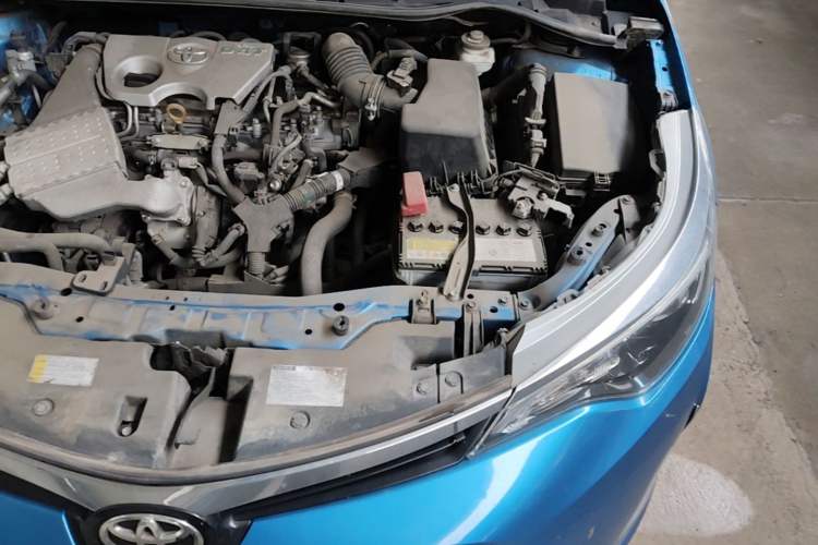 Used Toyota Levin 2017 Revised Version 185T CVT Elite Edition China VI Standard Engine Bay Left