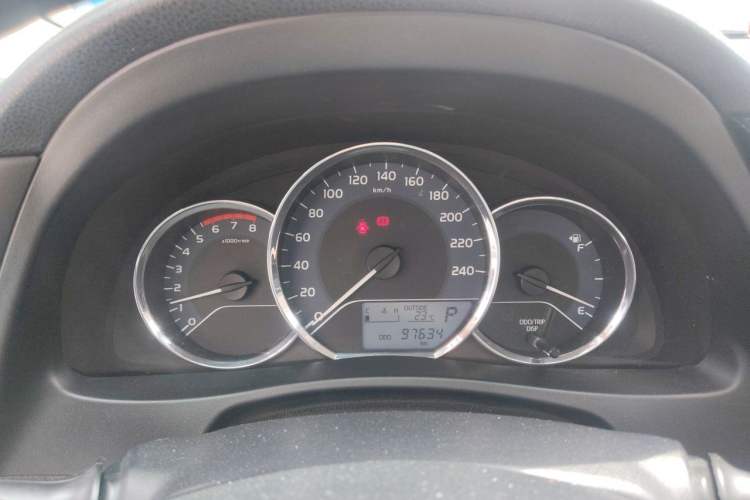 Used Toyota Levin 2017 Revised Version 185T CVT Elite Edition China VI Standard Instrument Cluster