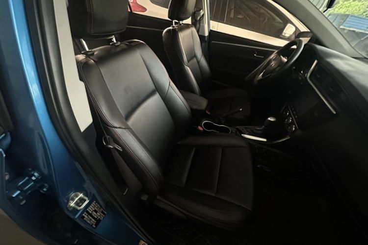 Used Toyota Levin 2017 Revised 185T CVT Elite Edition China V Standard Interior 1