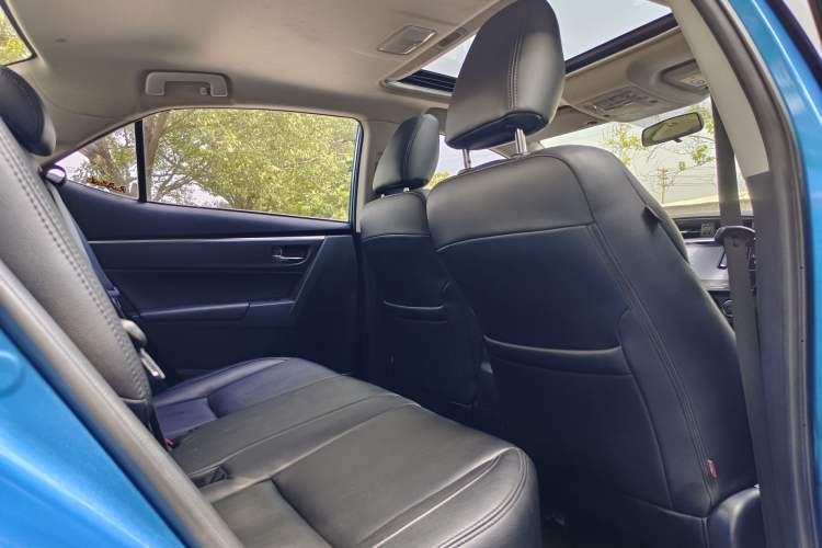 Used Toyota Levin 2017 Revised 185T CVT Elite Edition China V Standard Interior 8
