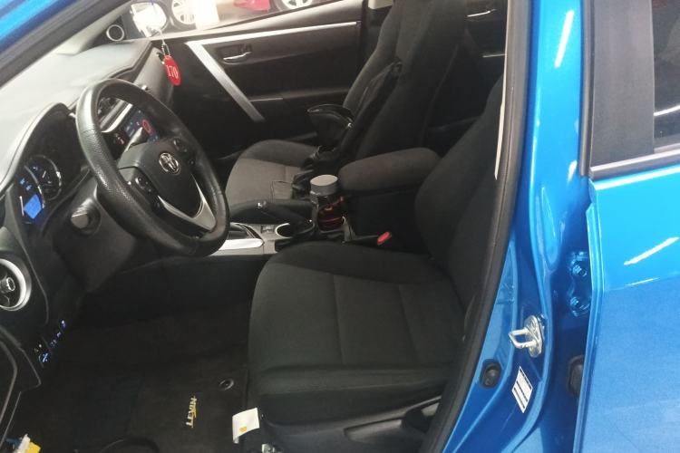 Used Toyota Levin 2017 Revised Version 185T CVT Elite Edition China VI Standard Left Front Seat