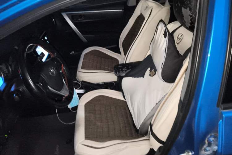 Used Toyota Levin 2017 Revised Version 185T CVT Elite Edition China VI Standard Left Front Seat