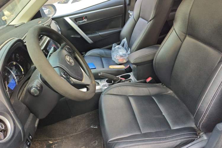 Used Toyota Levin 2017 Revised 185T CVT Elite Edition China V Standard Left Front Seat