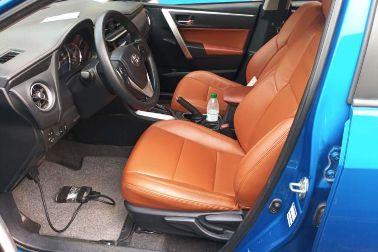 Used Toyota Levin 2017 Revised Version 185T CVT Elite Edition China VI Standard Left Front Seat
