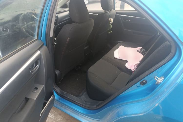 Used Toyota Levin 2017 Revised 185T CVT Elite Edition China V Standard Left Rear Seat