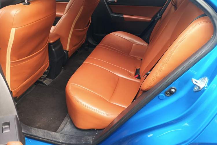 Used Toyota Levin 2017 Revised Version 185T CVT Elite Edition China VI Standard Left Rear Seat