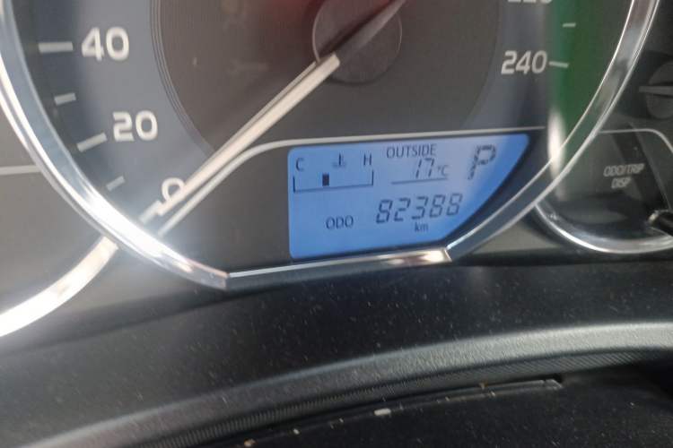 Used Toyota Levin 2017 Revised 185T CVT Elite Edition China V Standard Odometer Close Up