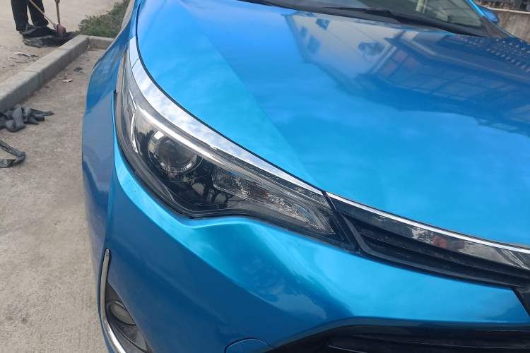 Used Toyota Levin 2017 Revised 185T CVT Elite Edition China V Standard Right Front Headlight