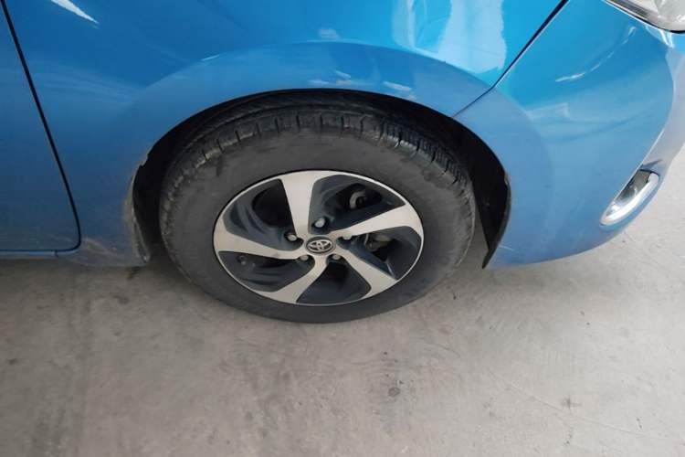 Used Toyota Levin 2017 Revised Version 185T CVT Elite Edition China VI Standard Right Front Wheel Hub