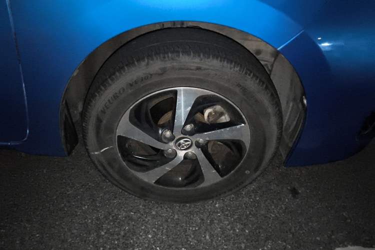 Used Toyota Levin 2017 Revised Version 185T CVT Elite Edition China VI Standard Right Front Wheel Hub
